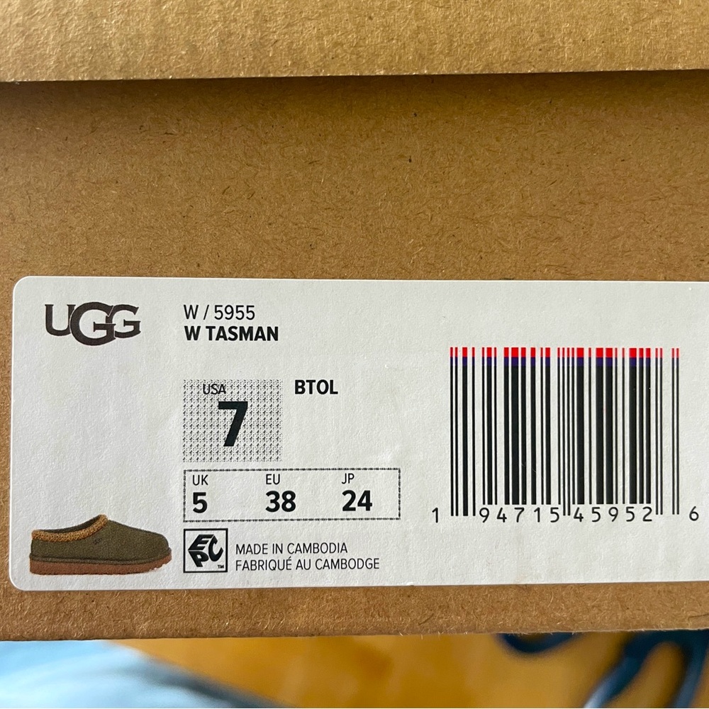 UGG Tasman Slippers NWT - Picture 7 of 7
